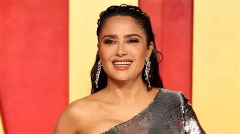 salma hayek leaked|Salma Hayek, 51, flaunts phenomenal body as she strips NAKED。